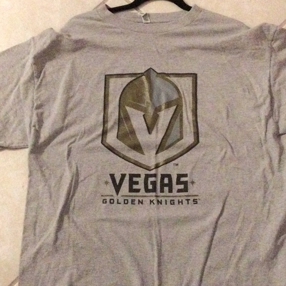 Size XL Las Vegas Golden Knights Graphic Tee